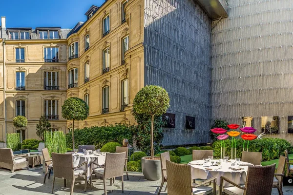 Brunch-Hotel-Fouquets-Barriere-Paris-silencio-terrasse 01