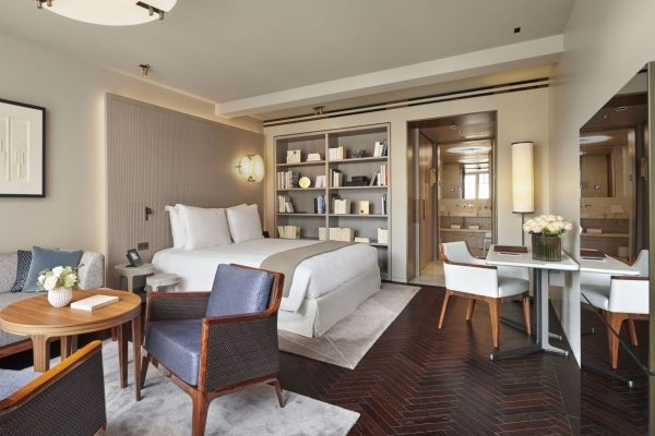 Hotel-Lutetia---Junior-Suite-1-achiga