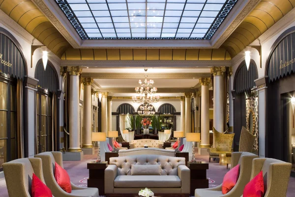 Seating-ParisMarriottOperaAmbassadorHotel-Paris-CRHotel