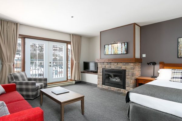 StationMontTremblant-Tourdesvoyageurs-Chambre2-SD-004_F