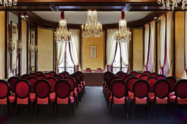 hotel-barriere-le-Fouquets-1lieu1salle-hotel-restaurant-seminaire
