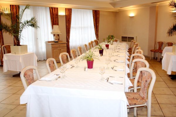 hotel-des-voyageurs-salles-de-seminaires-reception-pont-de-salars-285962