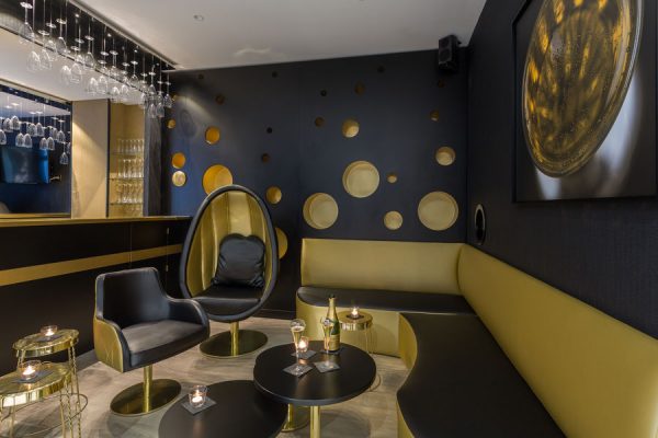 hotel_les_bulles_de_paris_bar_a_champagne